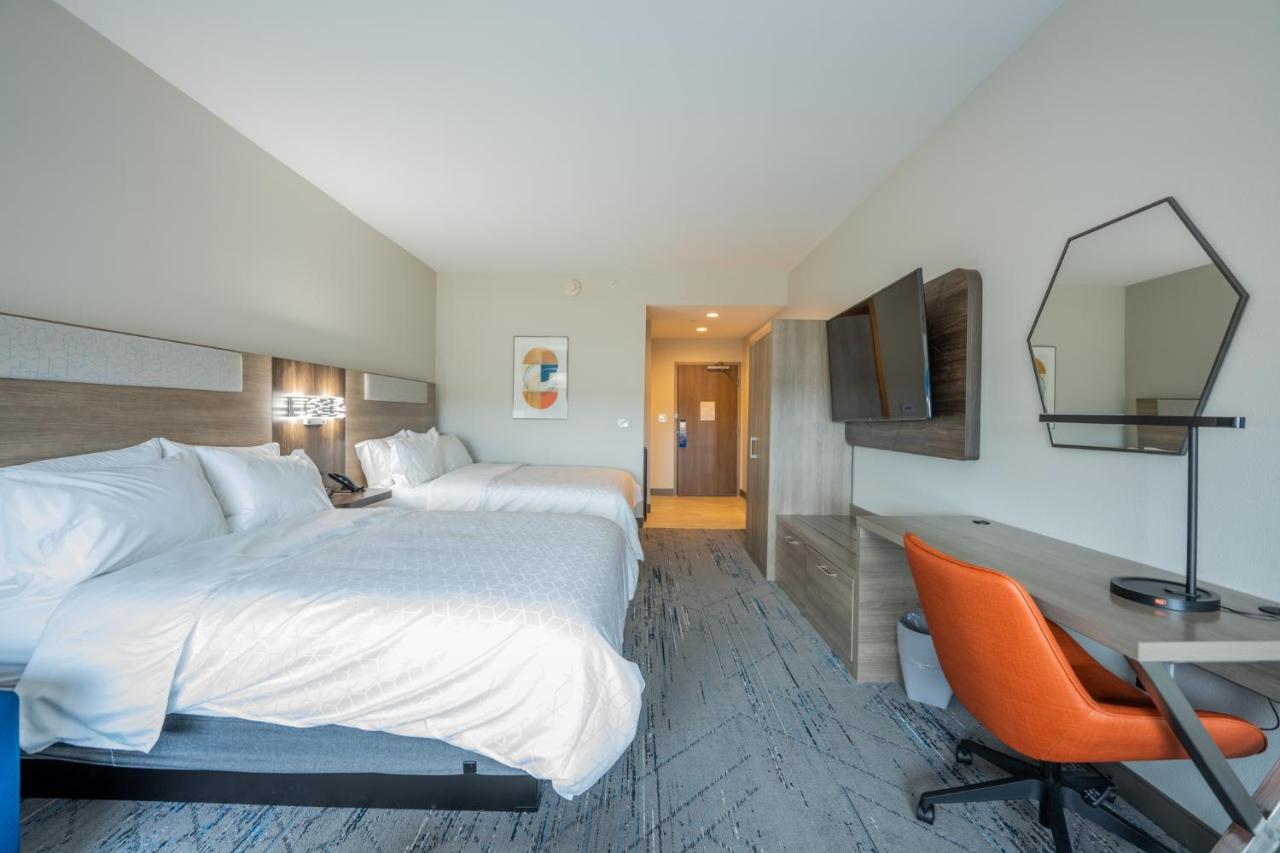 Holiday Inn Express & Suites Charlottesville By Ihg Bagian luar foto